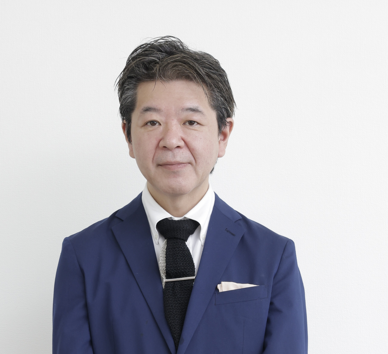 吉田　徹